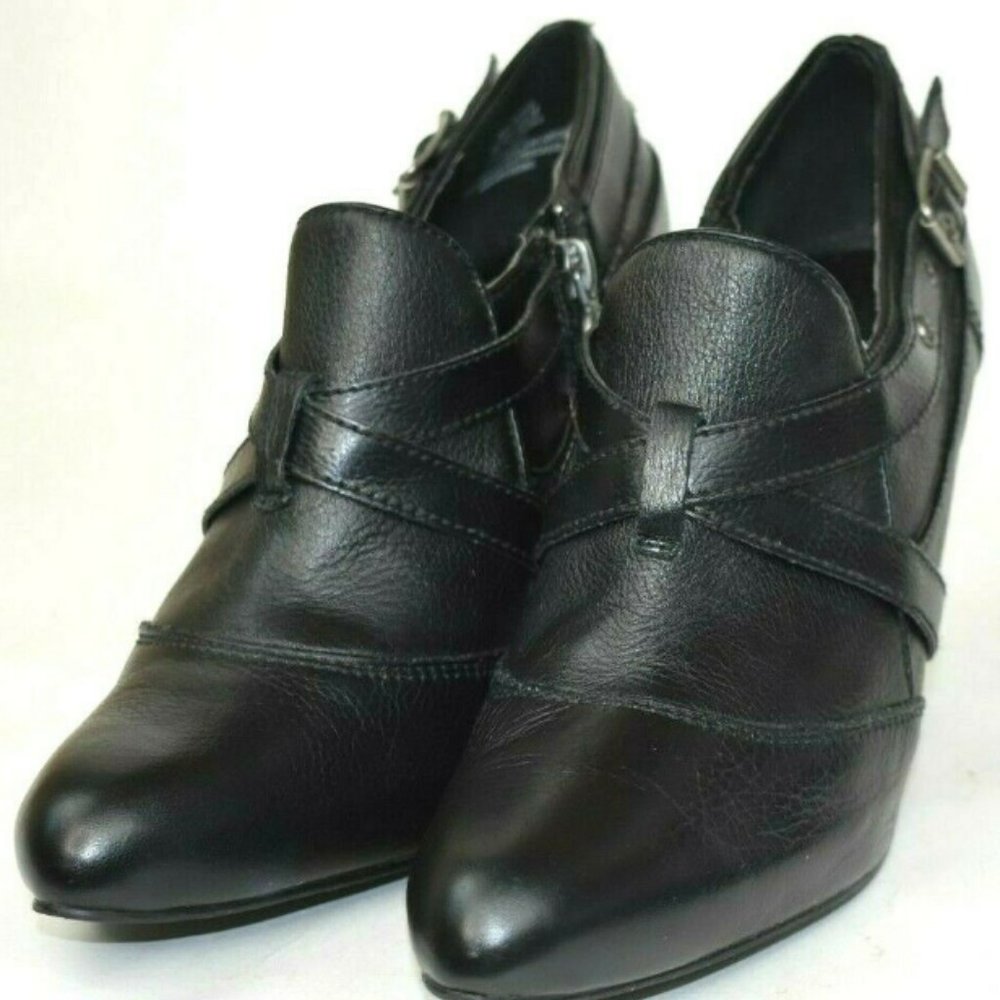 Vera Wang IBIS Black 4" Heels Leather Bootie 9 1/2 M - Picture 3 of 13
